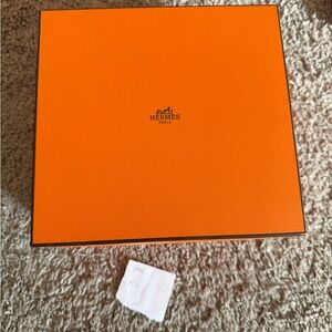 Hermes Orange Box